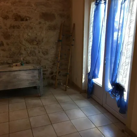 Mazet D'eden Ferienhaus